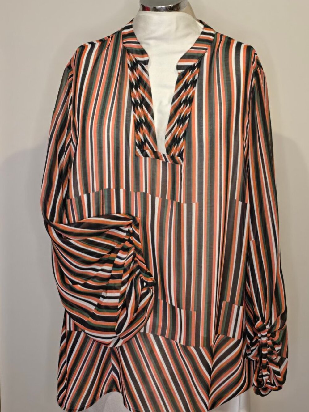 Cabi "The Ultimate" Blouse – Stunning Striped Statement Piece!